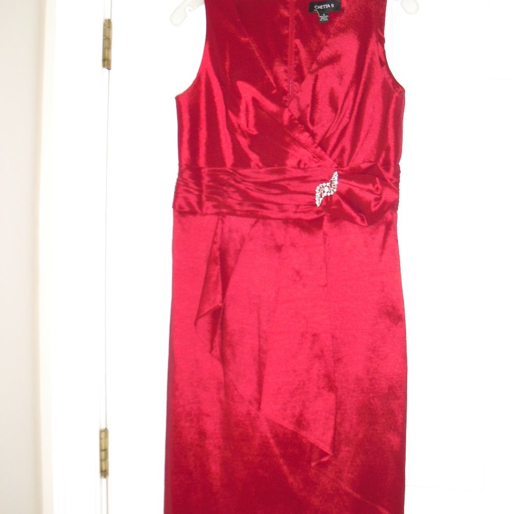 Chetta B Red Cocktail / Evening Dress Size 8 with Rhinestone Brock - Stretch